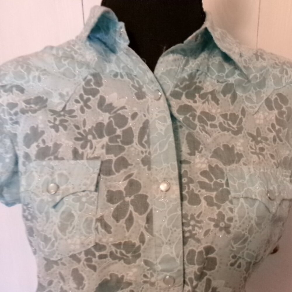 Women's Roper Western Shirt with Small Rhinestones**Gorgeous**